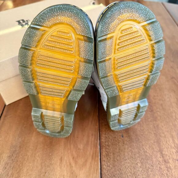 Dr. Martens Airware Combs Extra Tough Poly Boots Gray W6 M5 (EU 37) Doc Adaptive - Picture 9 of 15